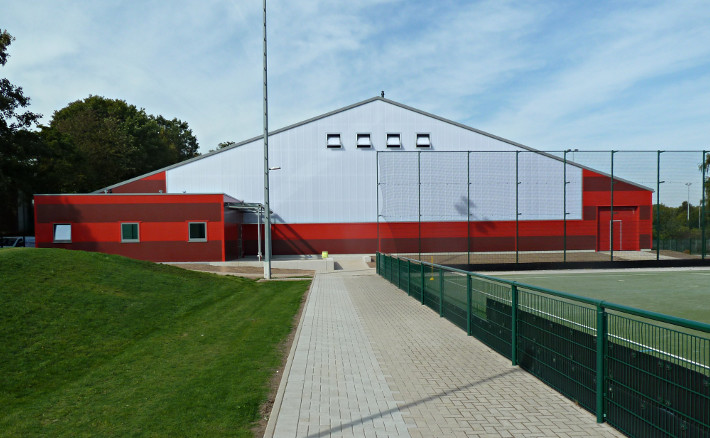 AIS Hallenbau Management – Moderne Ingenieure bauen Sporthallen, Industriehallen, Gewerbehallen, Tennishallen etc.